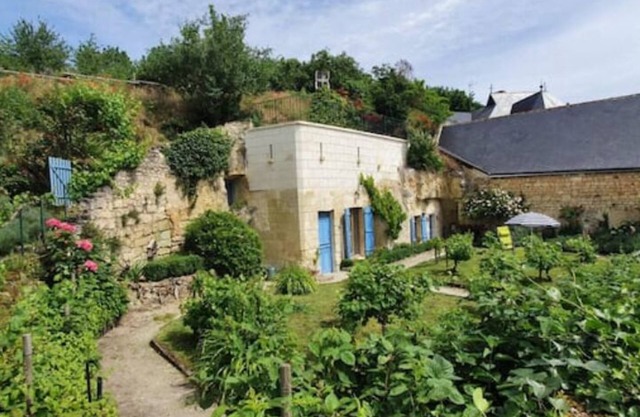 Maison Troglodyte