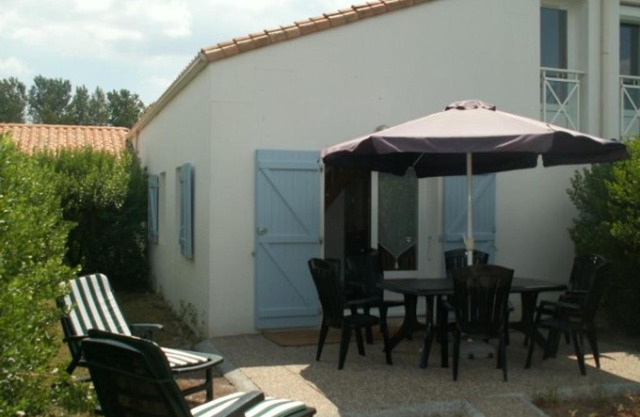 Maison Vendéenne avec Piscine Proche de la Plage et Commerces, Animaux Acceptés sur Demande - FR-1-476-28