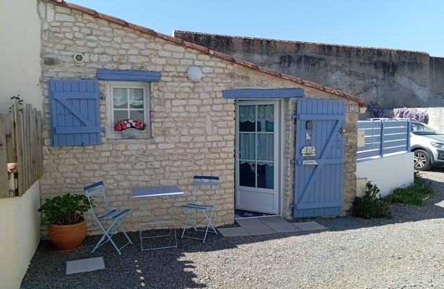 Maisonette near the center of JARD sur Mer