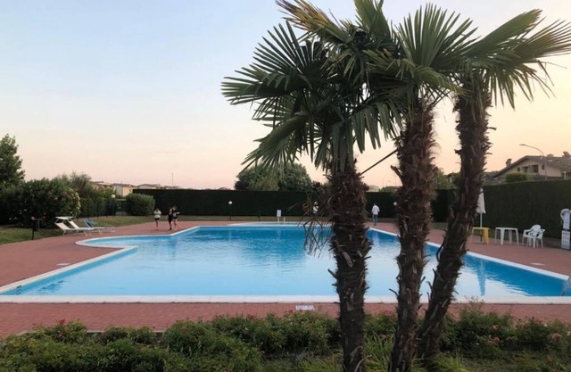 MaJa house for 3 people in residence with swimming pool in Desenzano del Garda