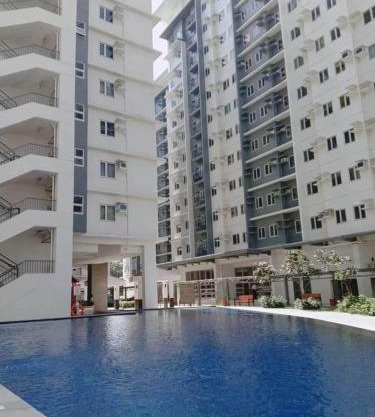 Maki House Condo