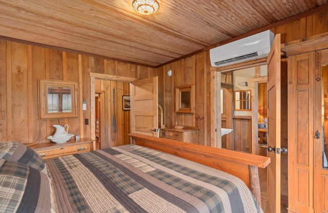 Mallard Suite 1st Level