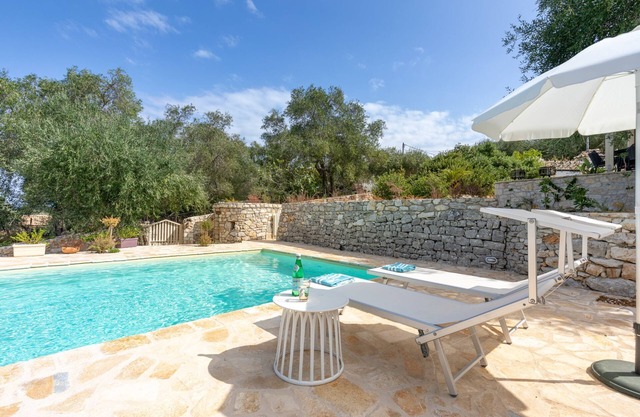 Mami - Danilia Luxury Resort in Gaios Paxos with Sea Views and Pool
