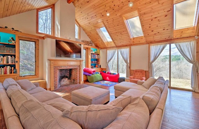 Manchester Home on 40 Acres with Game Room and Deck!