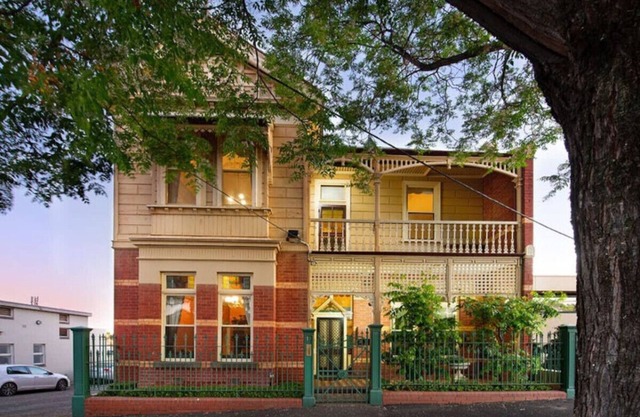 Mandalay circa 1890, magnificent Bendigo home