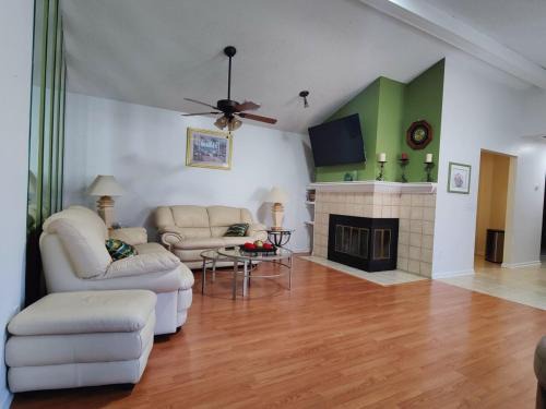 Mandarin I95 2 bedrooms Quiet area Backyard