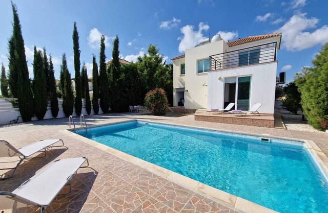 Mandria Villa, 3 bed with pool