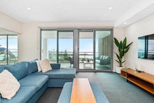 Mandurah 3 Bedroom Ocean View Apartment