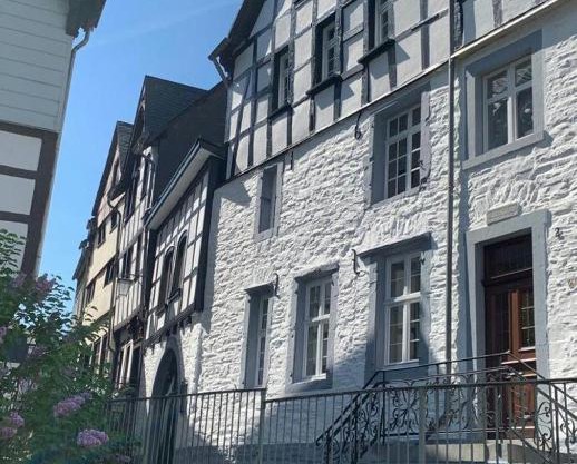 Manoir -1654- historisch schlafen in Monschaus Altstadt