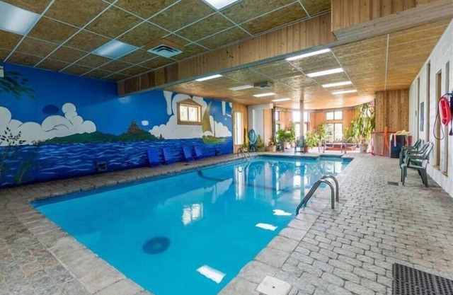 Manoir du Lac Simon | pool | spa