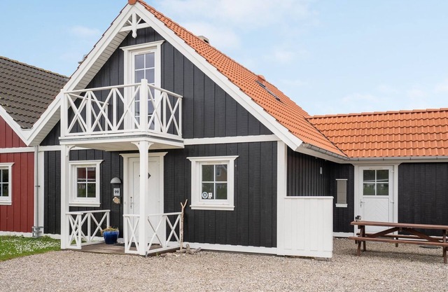 "Manola" - 300m from the sea by Interhome