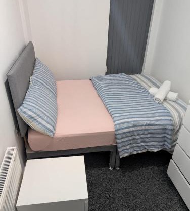Manor hause walsall 4