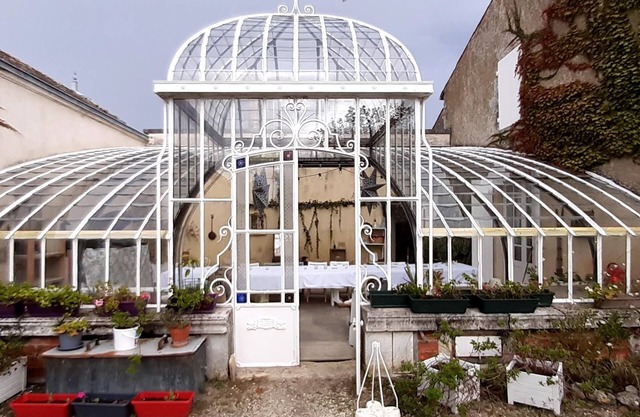 Manor of La Rouarderie. Genuine family house , 25 miles away from La Rochelle.