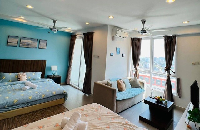 Mansion One Suites by PerfectSweetHome