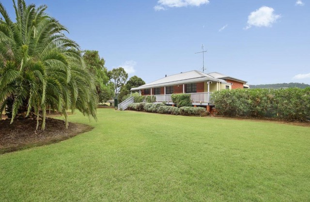 Maranda Country Estate 5 Bedrooms with Spa & Pool