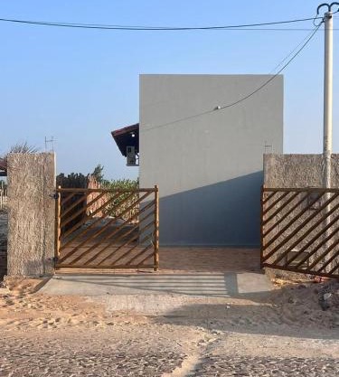 Maraville - Pé na areia, super aconchegante, frente mar com internet