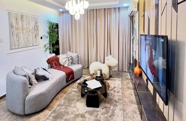 Marcliff Apartments