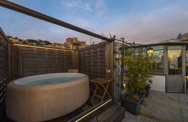 Marco Polo Wonderful Terrace Apt EXCLUSIVE JACUZZI