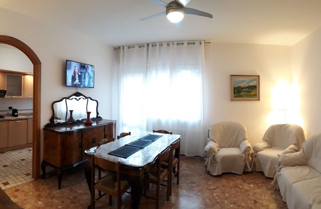 Marconi Apartment FREE WI-FI &FREE PARKING