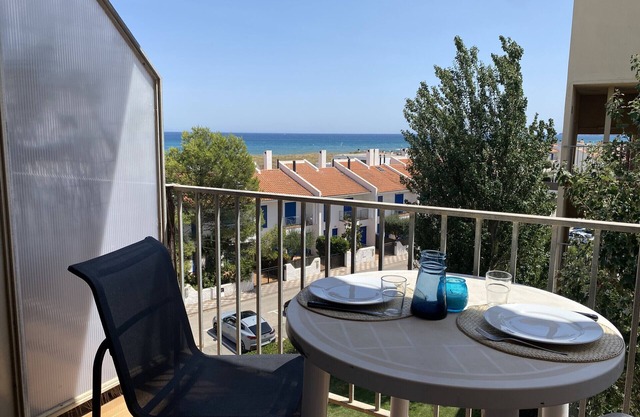 Mare Nostrum 442 - Sea views and WiFi