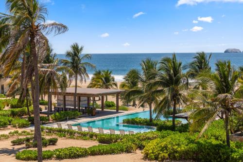 Marea Beachfront Villas