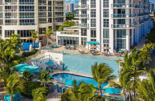 Marenas Ocean View Apartment