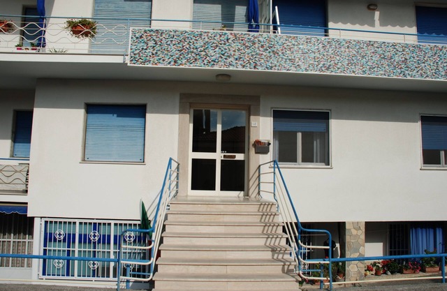 Margherita apartment, three-room apartment, excellent location in Ospedaletti