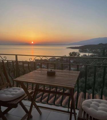 Margianou Seaview Apartments 1 & 2