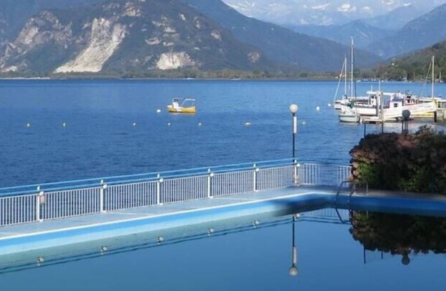 Margo 1 apartment in Verbania with lake view