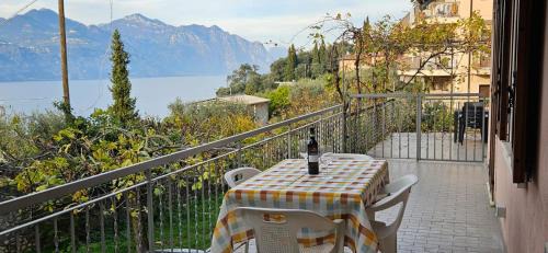 Marilena's large apartament