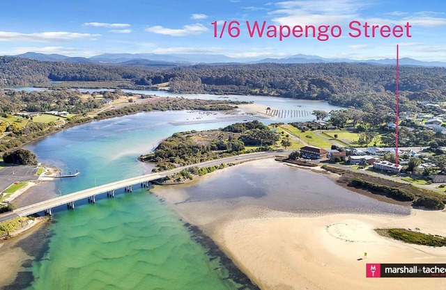 Marina Townhouse - 1/6 Wapengo Street- Walk to beach and river