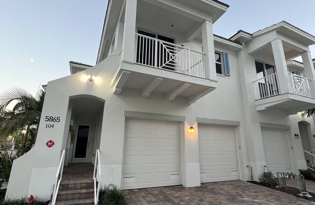 Marina Villas at Cape Harbour: New Home hosted by My Paradise SWFL!