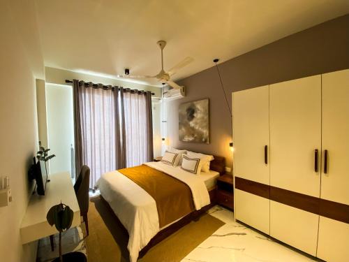 Marine Breeze Residencies