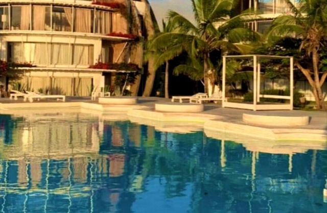 Marine Park Oceanfront Oasis: 3-Bedroom Beachfront