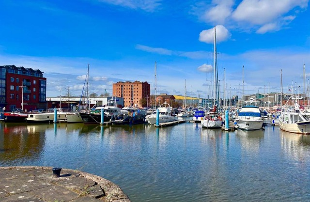 Marine Wharf 2 Bed Apartment