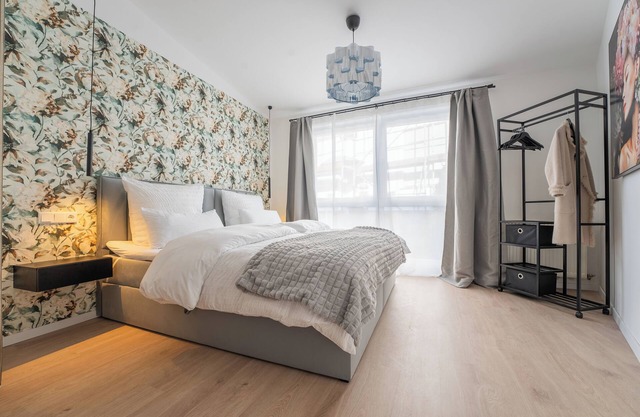 Marisol Design Apartment with private parking space