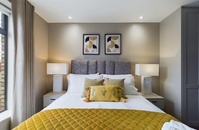 Marlborough Apartment on Lisburn Road by Lesley