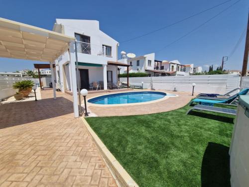 Marmario Villa 10