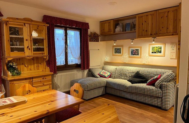 MARMOLADA APARTMENTS on Sellaronda-Ski-Tour