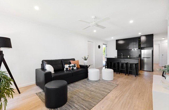 Maroochy River 3 BR unit, central yet peaceful