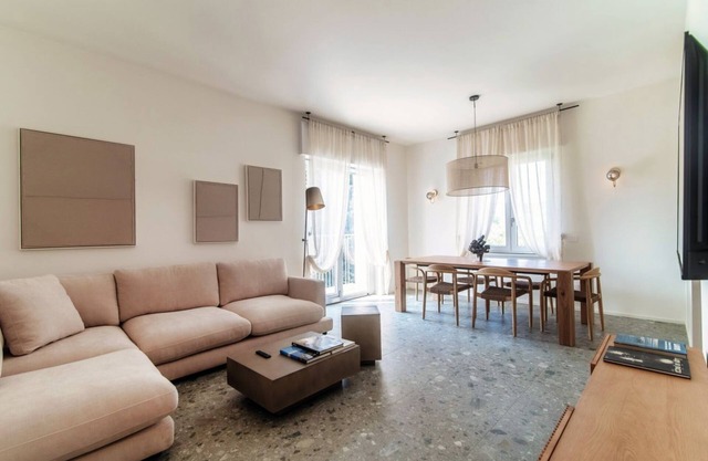 Martina - MyHomeinComo