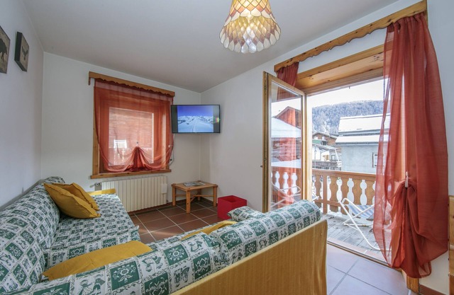 Martina Ski in - Ski out 50m, Livigno, Italy
