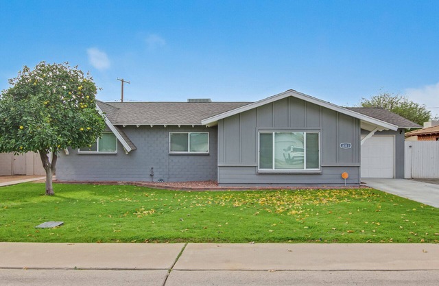 Marvelous 3 Bedroom Home w/Pool