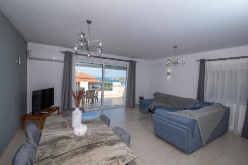 Mary's luxury apartment Elaia 1