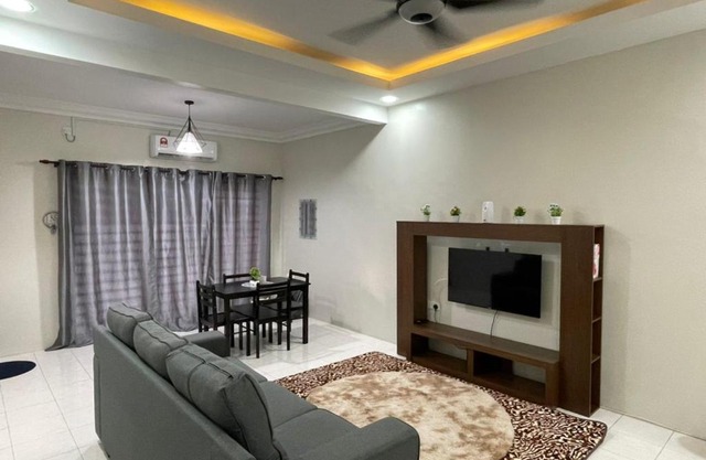 Maryam Homestay Lumut