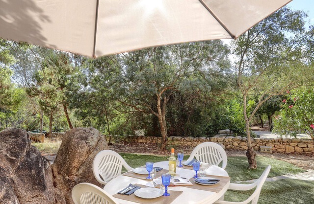 MaryLou: Cozy Studio 5 Minutes from the Beach