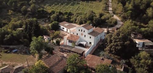Masía Cal Simó - Casa rural con piscina, cerca de Sitges, para celebraciones y eventos