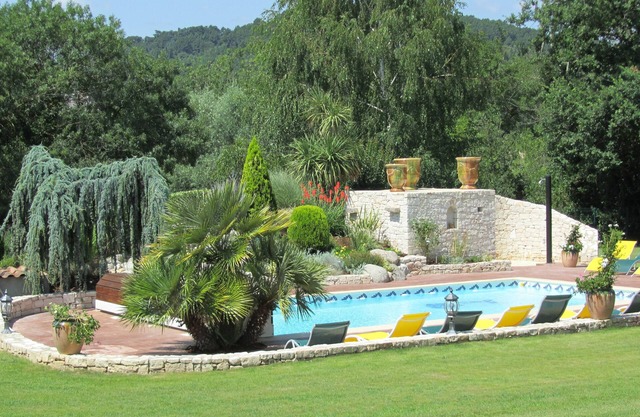 Mas 5 *, 210 m², very high standard, private heated pool,
