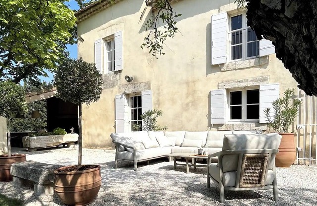 Mas d'Artalet : Family home with heated pool