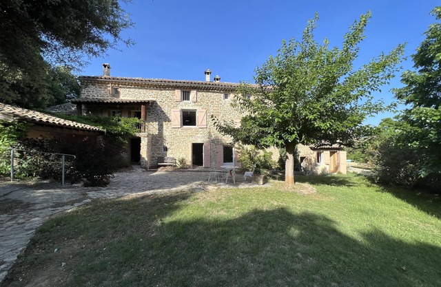 Mas de Garance, renovated with swimming pool (sleeps 14)